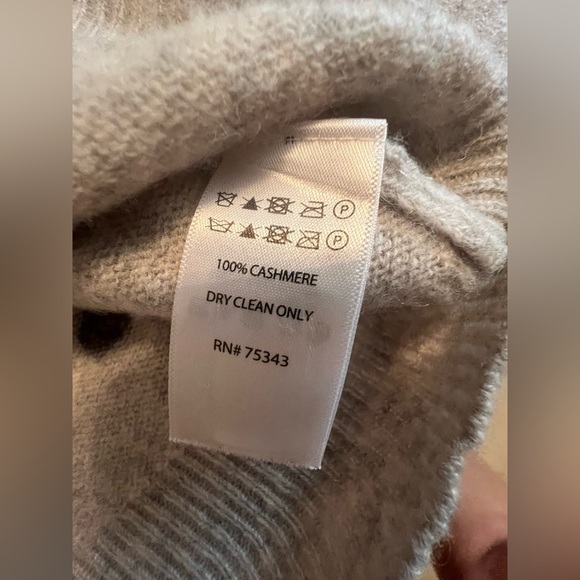 Cynthia Rowley Polka Dot Cashmere Sweater Size M - Picture 4 of 7